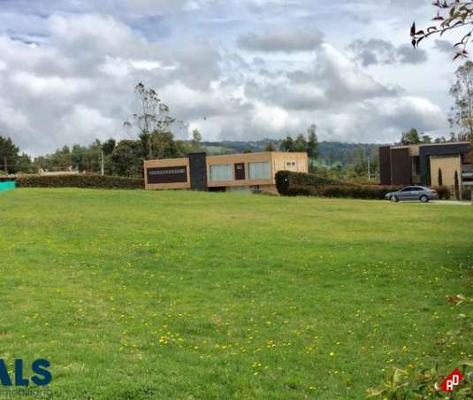 Lote Residencial para Venta en Alto de las Palmas. Municipio Envigado - $1.550.000.000 - 214208