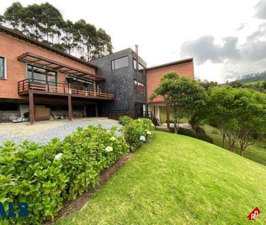 Casa para Venta en Alto de las Palmas. Municipio Envigado - $4.450.000.000 - 234565