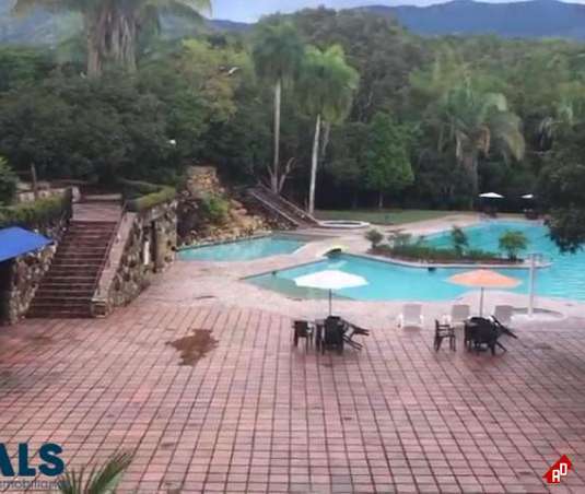 Apartamento para Venta en La Herradura. Municipio Melgar - $265.000.000 - 235379