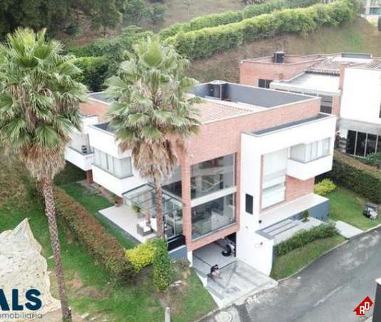 Casa para Venta en El Trapiche. Municipio Sabaneta - $2.850.000.000 - 235402