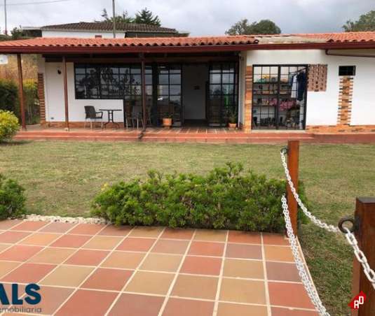 Casa para Venta en Autopista Medellín - Bogotá. Municipio Rionegro - $820.000.000 - 239568