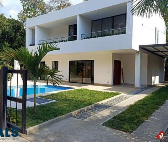 Casa para Venta en Urbano. Municipio Santa Fe de Antioquia - $1.150.000.000 - 239831