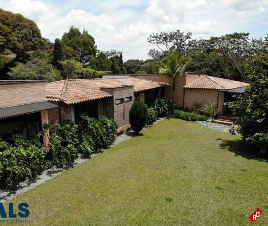 Casa para Venta en Alto de las Palmas. Municipio Envigado - $5.100.000.000 - 240414