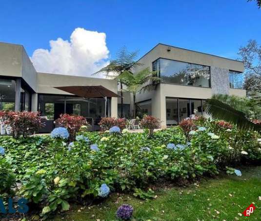 Casa para Venta en Alto de las Palmas. Municipio Envigado - $5.800.000.000 - 240466