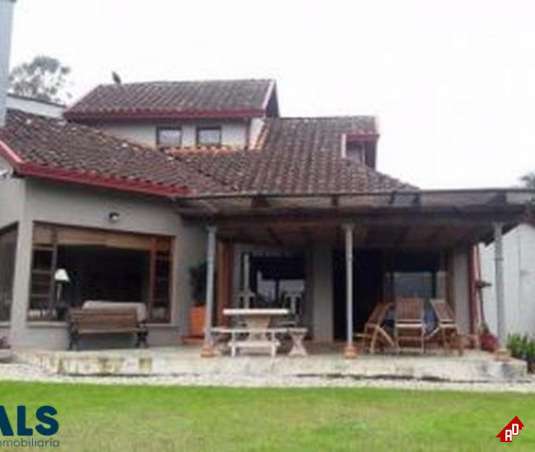 Casa para Venta en Los Chagualos. Municipio El Retiro - $3.910.000.000 - 240849