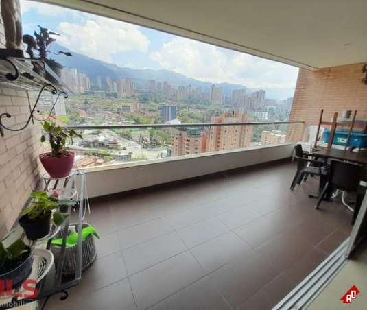 Apartamento para Venta en Loma de los Parra. Municipio Medellin - $1.200.000.000 - 240962