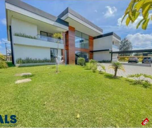 Casa para Venta en Llanogrande. Municipio Rionegro - $7.900.000.000 - 240970