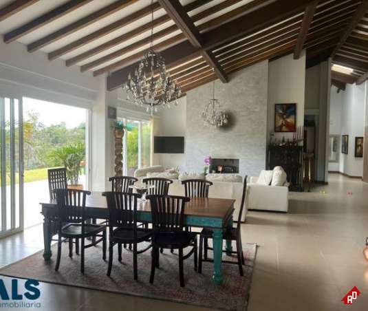 Casa para Venta en Corredor Las Palmas - El Retiro. Municipio El Retiro - $3.200.000.000 - 241089