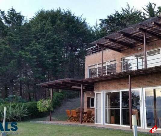 Casa para Venta en Las Palmas. Municipio Medellin - $5.700.000.000 - 241340