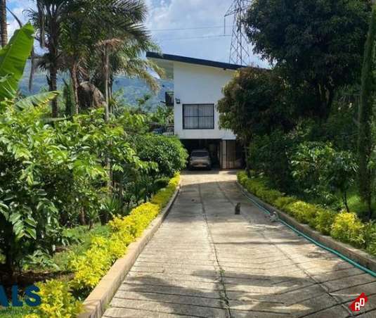 Casa para Venta en V. El Paraí­so. Municipio Girardota - $1.150.000.000 - 242212