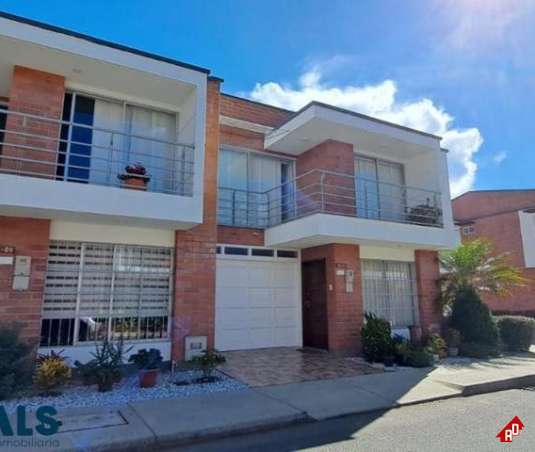 Casa para Venta en Urbano (La Ceja). Municipio La Ceja - $690.000.000 - 242250