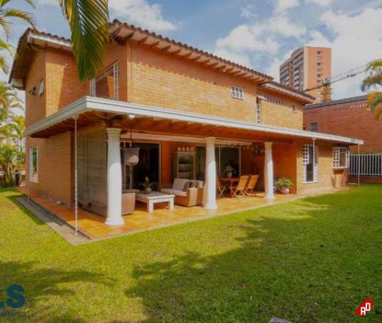 Casa para Venta en La Calera. Municipio Medellin - $2.500.000.000 - 242607