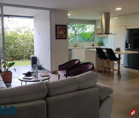 Casa para Venta en Loma El Atravesado. Municipio Envigado - $1.490.000.000 - 242847