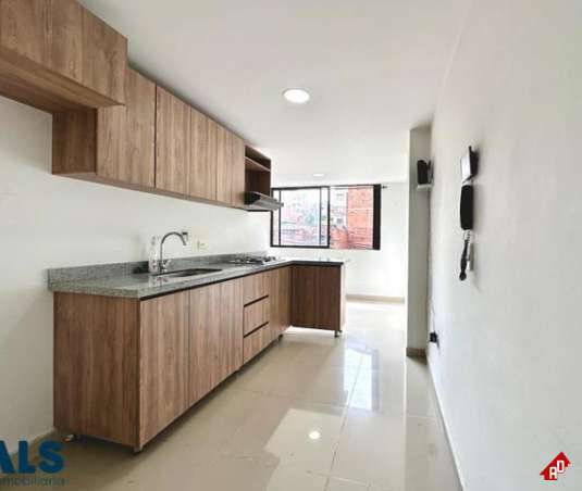 Apartamento para Venta en Cabañas. Municipio Bello - $215.000.000 - 242937