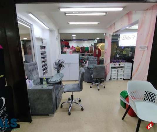 Local Comercial para Venta en La Candelaria. Municipio Medellin - $140.000.000 - 243289