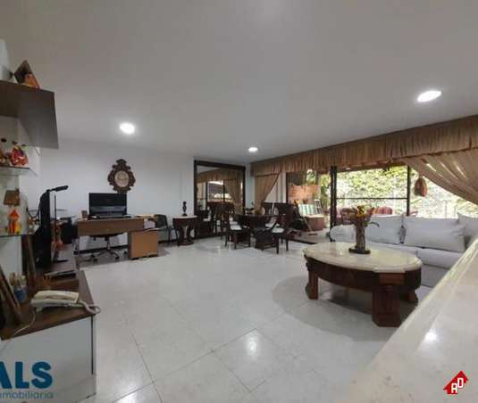 Casa para Venta en Loma de Las Brujas. Municipio Envigado - $1.300.000.000 - 243334