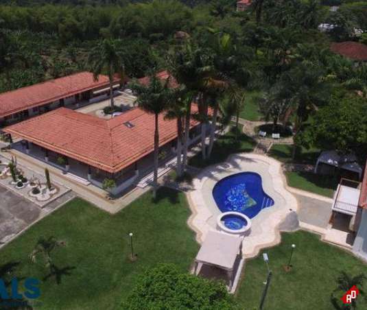 Casa para Venta en Cerritos. Municipio Pereira - $6.800.000.000 - 243637