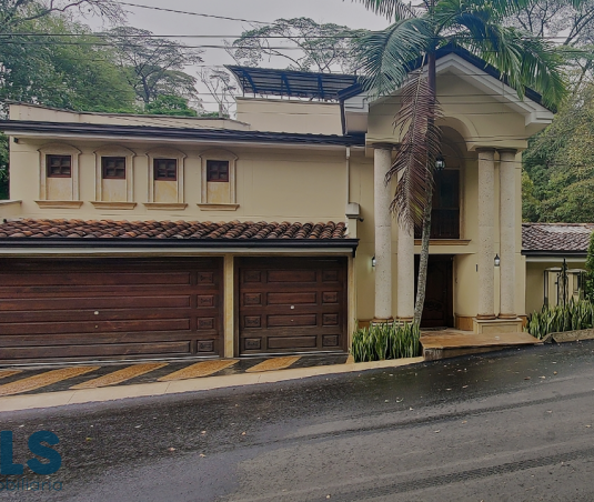 Casa para Venta en El Campestre. Municipio Medellin - $3.850.000.000 - 243713