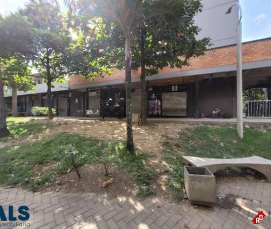 Local Comercial para Venta en El Chagualo. Municipio Medellin - $125.000.000 - 244074