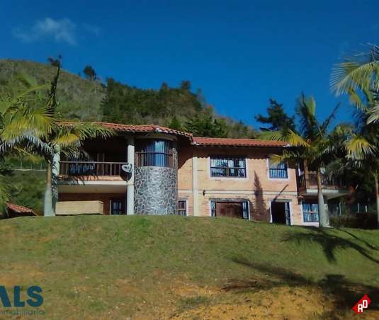 Finca Recreativa para Venta en V. Montañes. Municipio Guarne - $1.200.000.000 - 244187