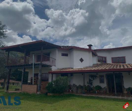 Finca Recreativa para Venta en Rural. Municipio Guarne - $1.800.000.000 - 244325