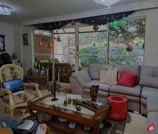 Casa para Venta en Castropol. Municipio Medellin - $1.050.000.000 - 244614