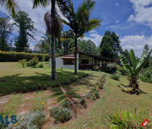 Finca Recreativa para Venta en V. La Honda. Municipio Guarne - $1.004.000.000 - 245483