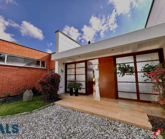 Casa para Venta en Alto de las Palmas. Municipio Envigado - $4.000.000.000 - 245506