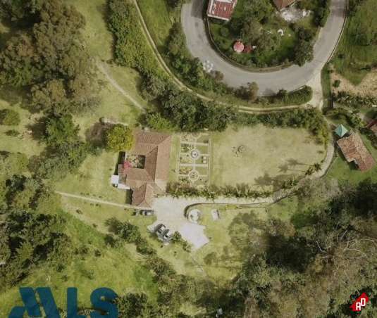 Finca Recreativa para Venta en Rural. Municipio Santa Elena - $2.400.000.000 - 245879