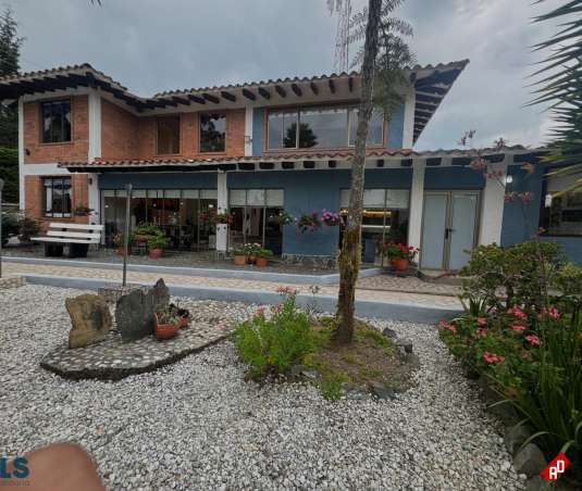 Casa para Venta en Alto del escobero (Envigado). Municipio Envigado - $3.800.000.000 - 247085