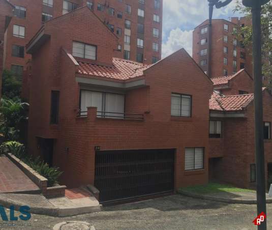 Casa para Venta en Loma de los Parra. Municipio Medellin - $1.380.000.000 - 247396