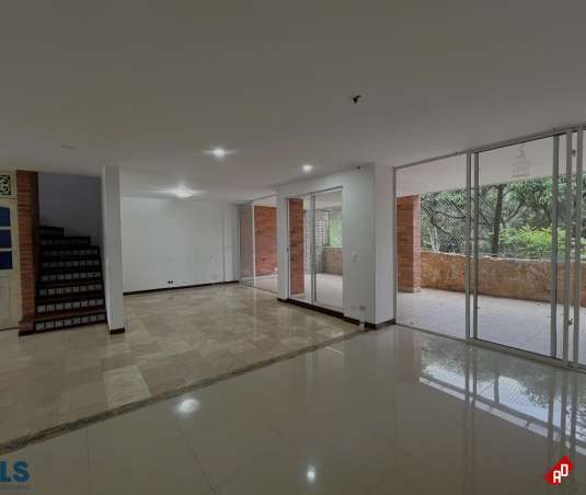 Casa para Venta en Loma de Las Brujas. Municipio Envigado - $1.100.000.000 - 247519