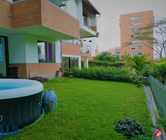 Casa para Venta en El Chocho. Municipio Envigado - $1.480.000.000 - 248335