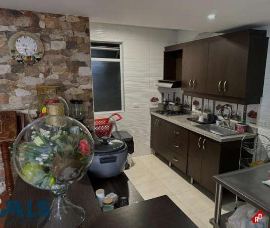 Apartamento para Venta en Perez. Municipio Bello - $650.000.000 - 248381