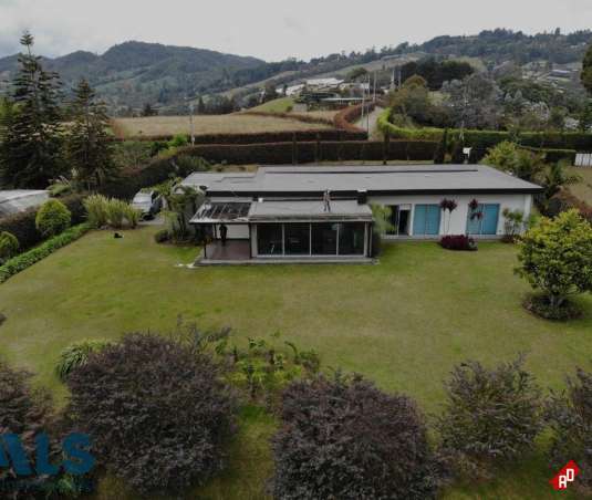 Casa para Venta en Alto de las Palmas. Municipio Envigado - $3.500.000.000 - 249129