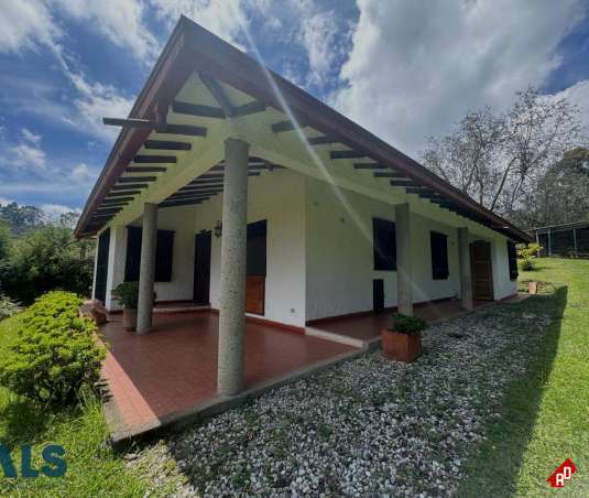 Casa para Venta en Pantanillo. Municipio El Retiro - $995.000.000 - 250177