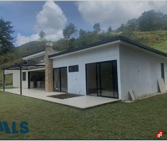 Finca Recreativa para Venta en V. Sajonia. Municipio Rionegro - $2.190.000.000 - 250416