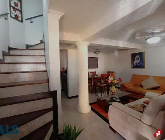 Casa para Venta en Los balsos. Municipio La Estrella - $800.000.000 - 250468