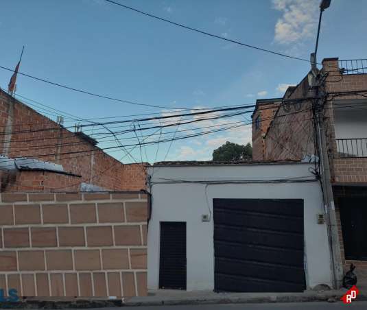 Local Comercial para Venta en El Rosario. Municipio Bello - $778.000.000 - 250654