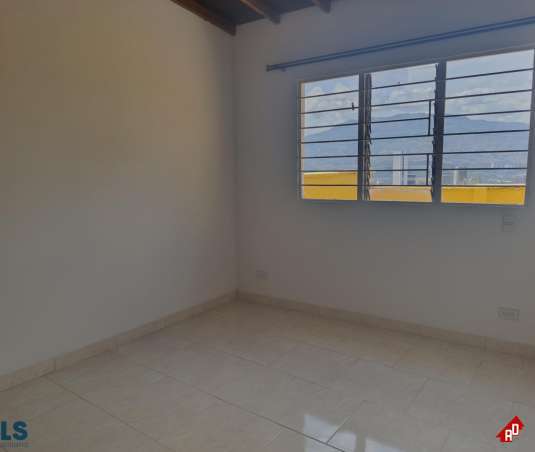 Casa para Venta en El Salvador. Municipio Medellin - $480.000.000 - 250734