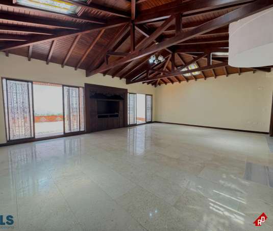 Casa para Venta en Loma del Escobero. Municipio Envigado - $1.200.000.000 - 250854