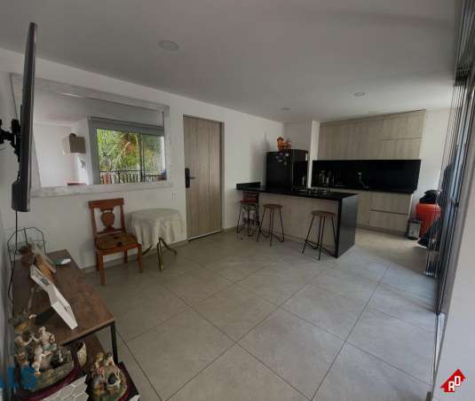 Apartamento para Venta en Las Lomitas. Municipio Sabaneta - $340.000.000 - 250893