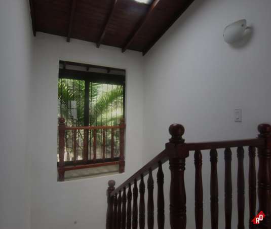 Casa para Venta en Aliadas. Municipio Medellin - $650.000.000 - 251061