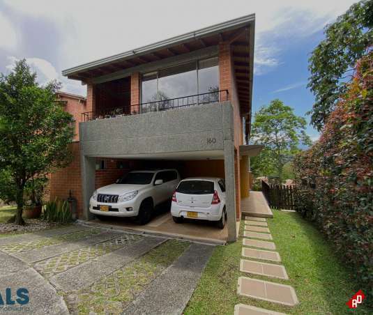 Casa para Venta en Transversal Intermedia. Municipio Envigado - $1.850.000.000 - 251561