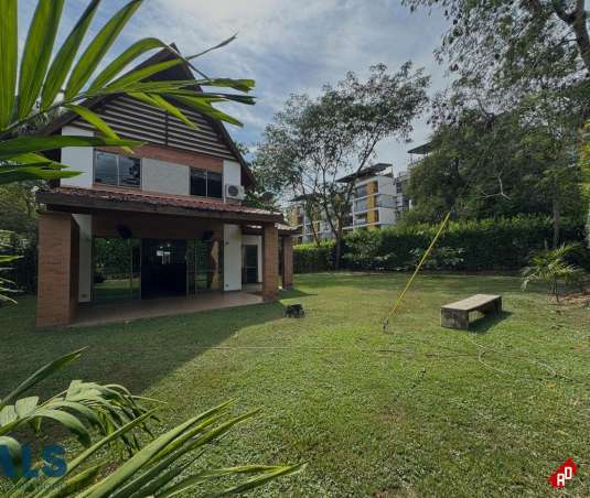 Casa para Venta en Santa Lucia. Municipio Santa Fe de Antioquia - $960.000.000 - 251862