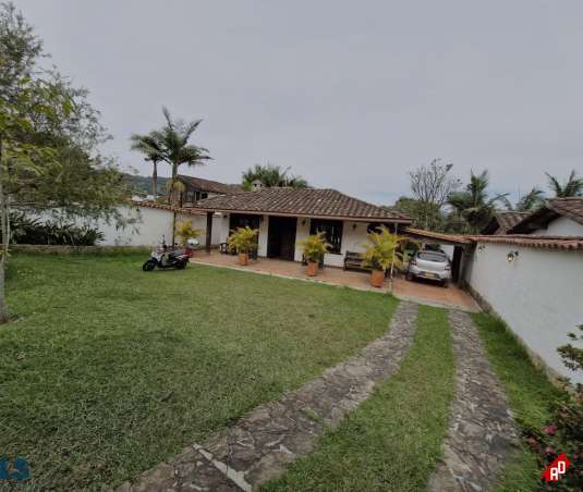 Finca Recreativa para Venta en Cabeceras. Municipio Rionegro - $1.450.000.000 - 252085