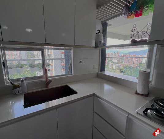 Apartamento para Venta en Loma de los Bernal. Municipio Medellin - $445.000.000 - 252125