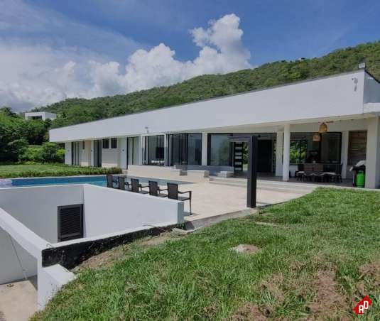 Finca Recreativa para Venta en V. El Espinal. Municipio Santa Fe de Antioquia - $3.150.000.000 - 252139