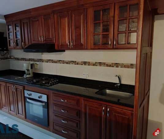 Apartamento para Venta en Calle larga. Municipio Sabaneta - $570.000.000 - 252257