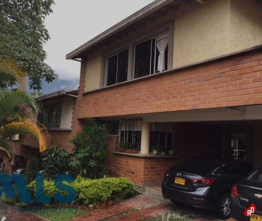 Casa para Venta en Loma El Atravesado. Municipio Envigado - $1.300.000.000 - 252393